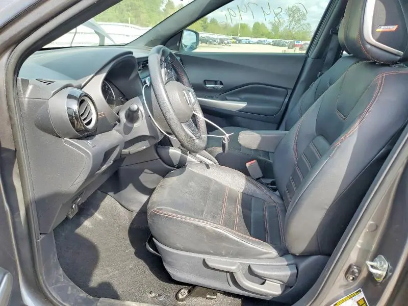 2019 NISSAN KICKS SR  