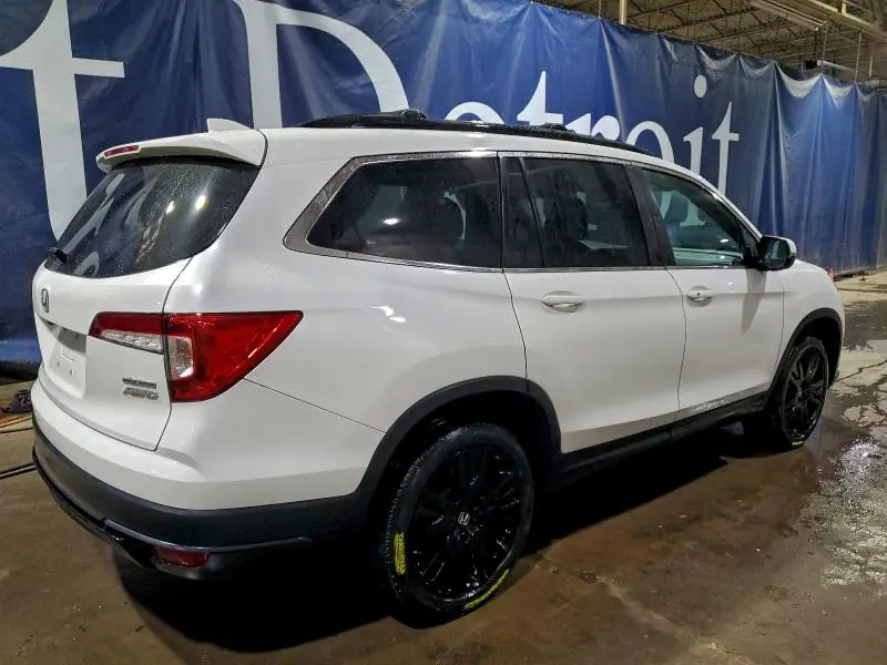2021 HONDA PILOT SE  