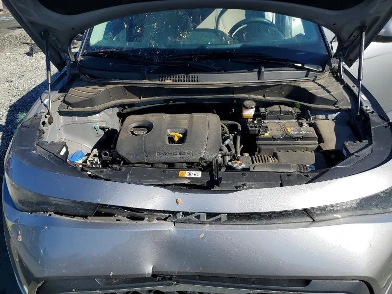 2024 KIA SOUL LX  