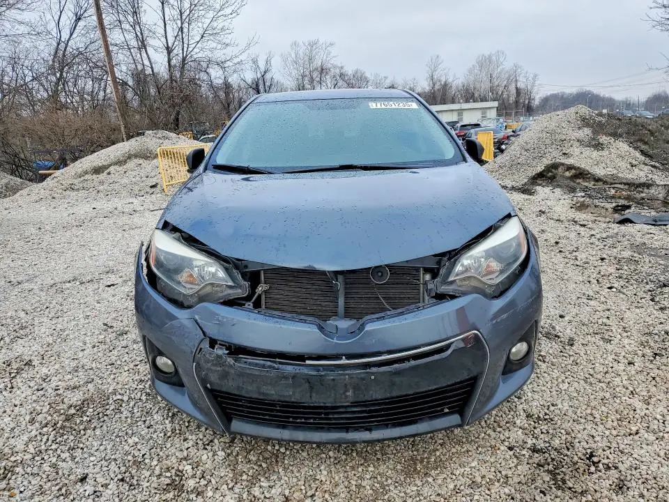 2015 TOYOTA COROLLA   