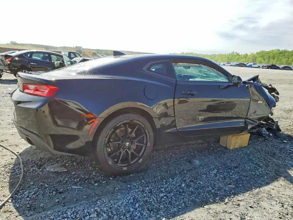 2018 CHEVROLET CAMARO LT  