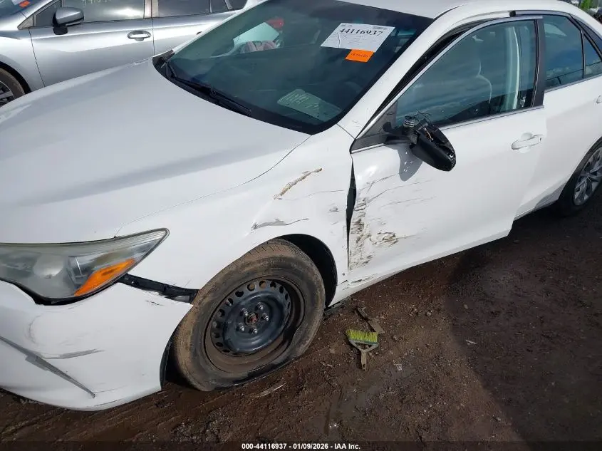 2017 TOYOTA CAMRY LE