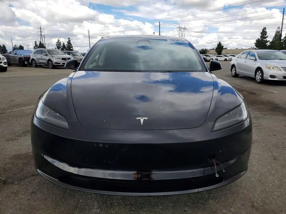 2025 TESLA MODEL 3   