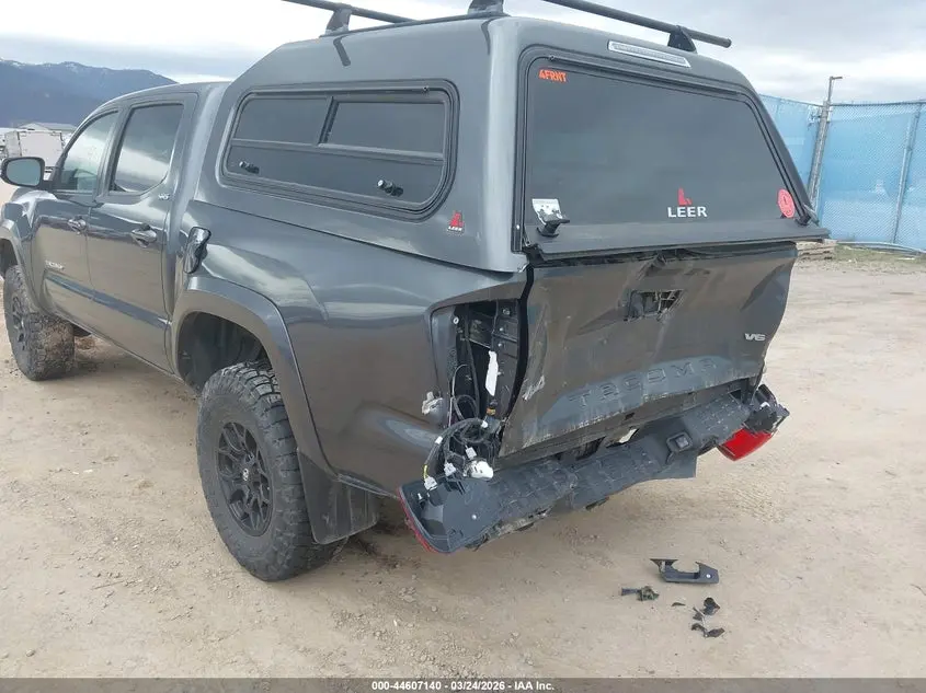 2020 TOYOTA TACOMA SR5 V6