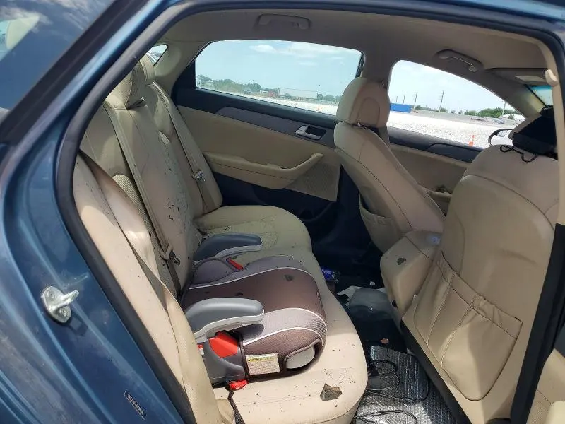 2017 HYUNDAI SONATA SE  