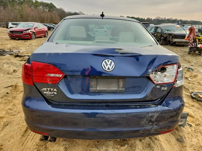 2014 VOLKSWAGEN JETTA SE  