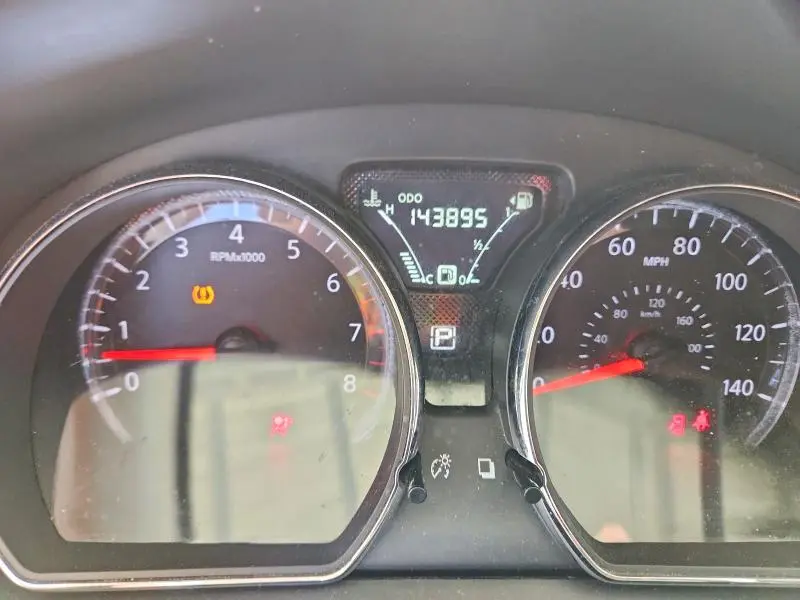 2018 NISSAN VERSA SV  