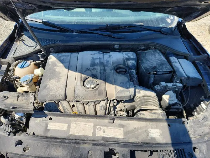 2014 VOLKSWAGEN PASSAT S  