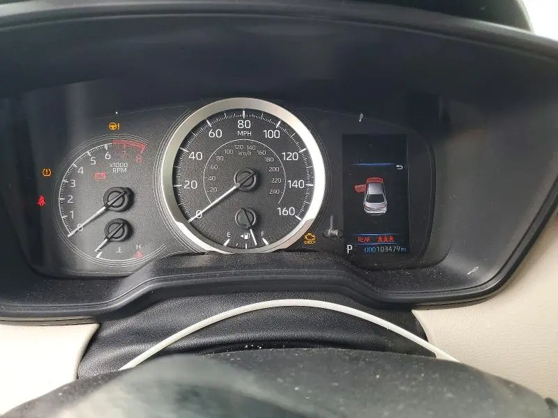 2021 TOYOTA COROLLA LE  