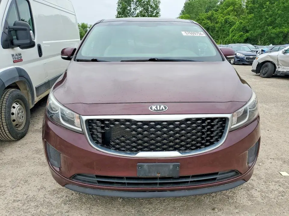2016 KIA SEDONA L  