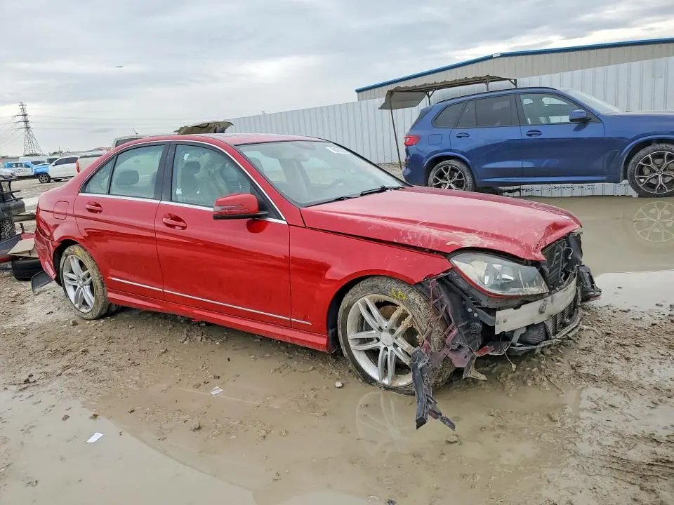 2013 MERCEDES-BENZ C 250  