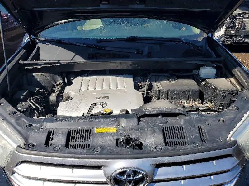 2011 TOYOTA HIGHLANDER LIMITED  