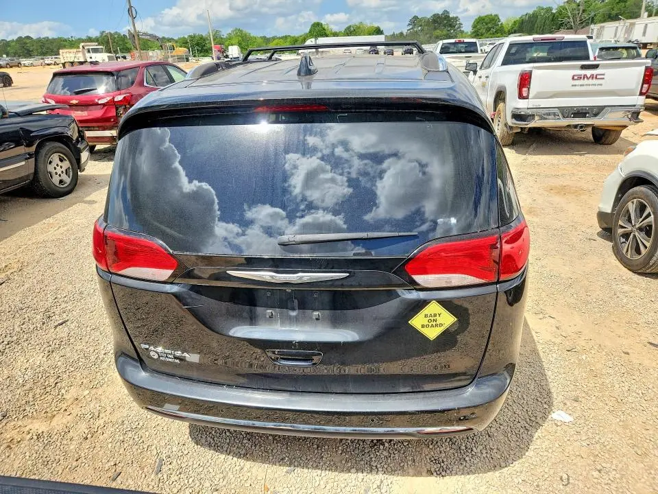 2017 CHRYSLER PACIFICA TOURING L PLUS  