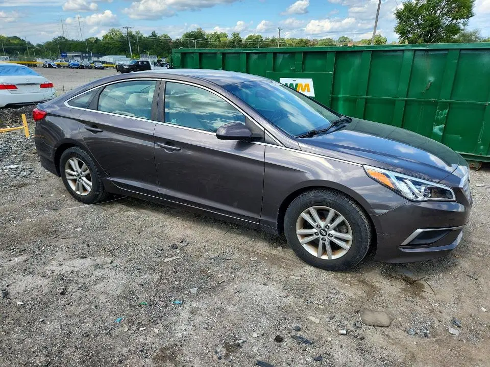 2016 HYUNDAI SONATA SE  