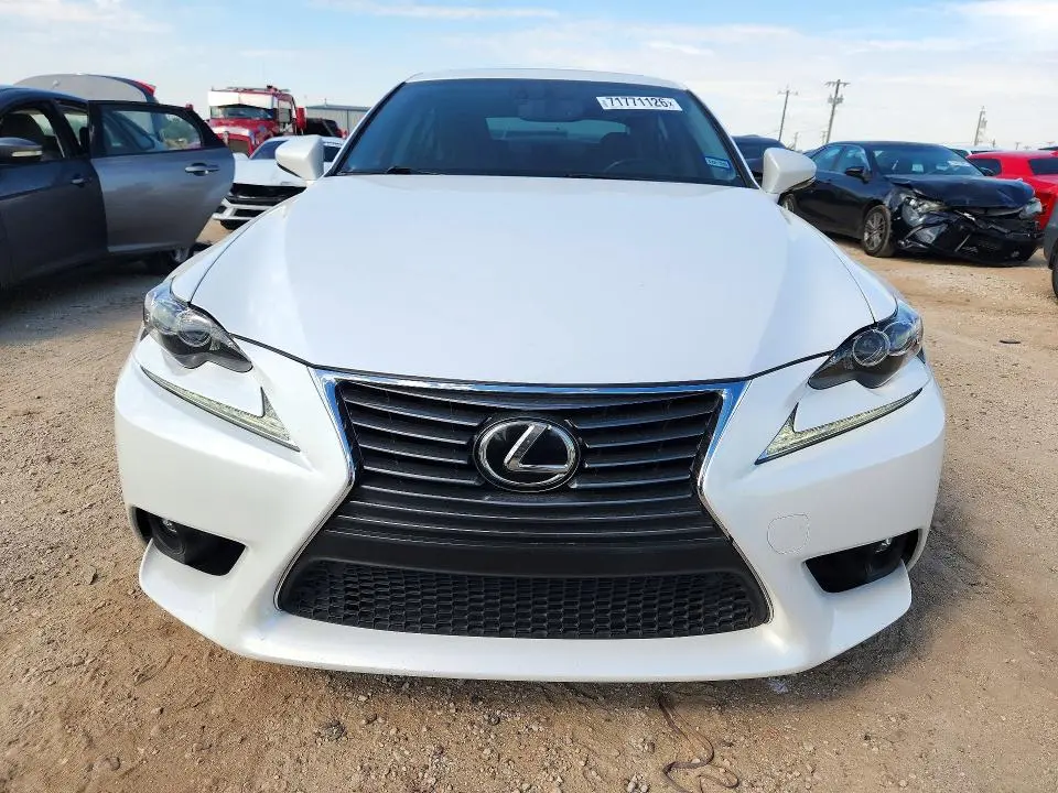 2016 LEXUS IS 200T  