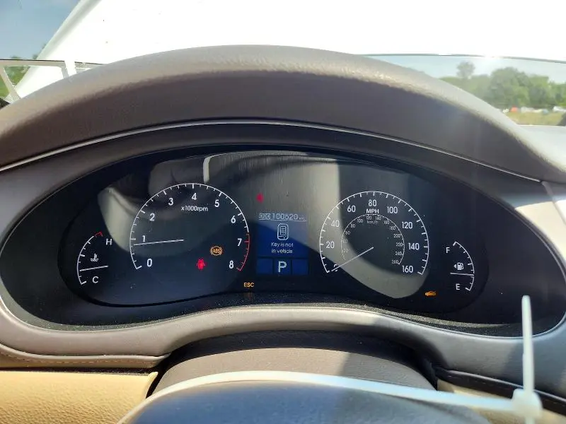 2010 HYUNDAI GENESIS 4.6L  