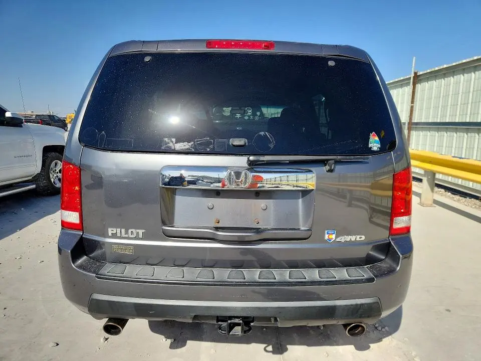 2011 HONDA PILOT EX  