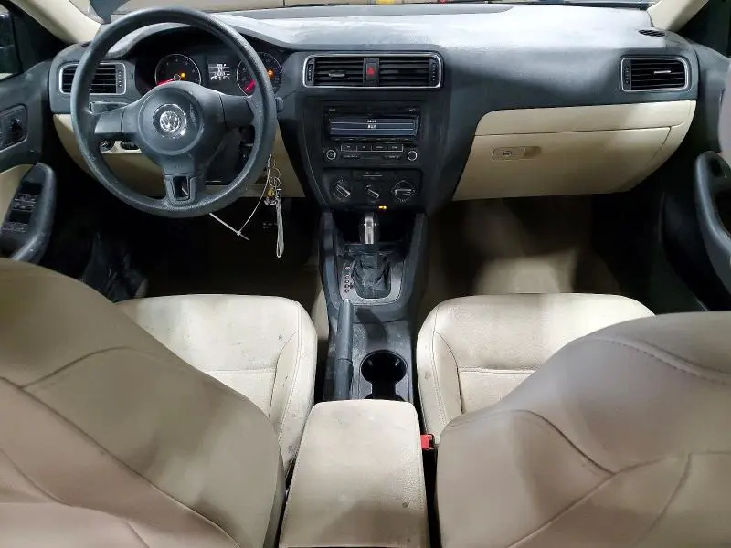2012 VOLKSWAGEN JETTA SE  
