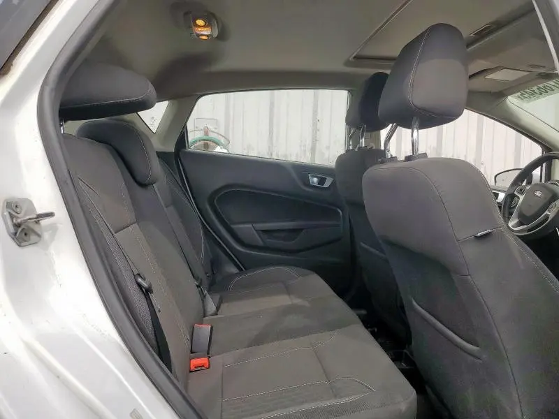 2016 FORD FIESTA SE  