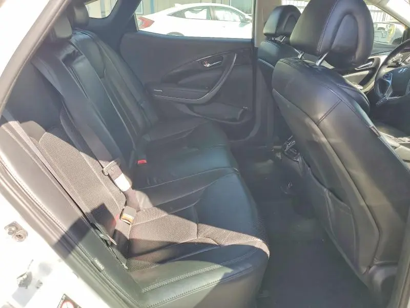 2017 HYUNDAI AZERA BASE  