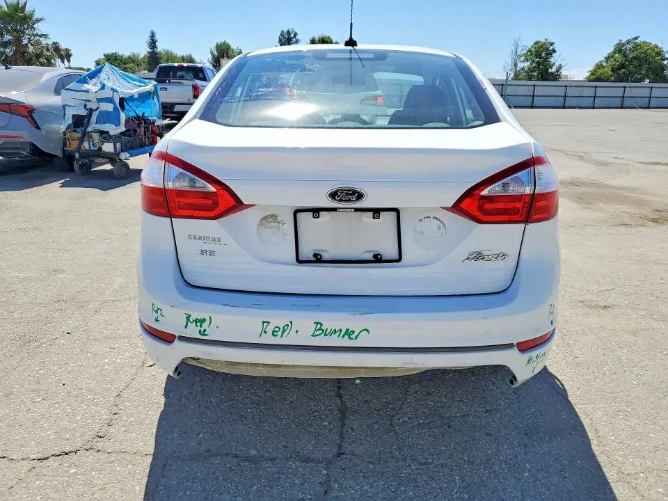 2015 FORD FIESTA SE  