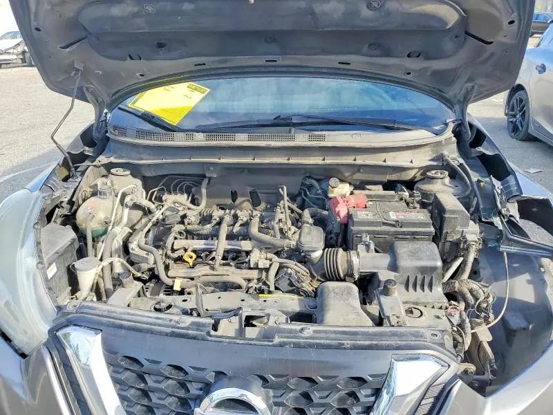 2019 NISSAN KICKS S  