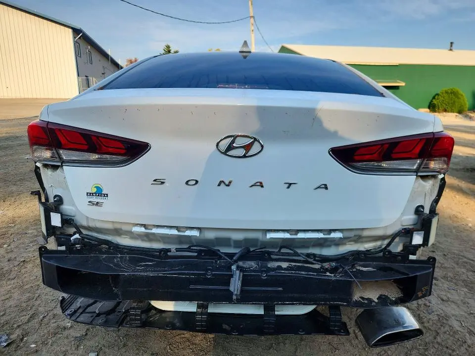 2018 HYUNDAI SONATA SE  