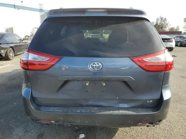 2017 TOYOTA SIENNA LE  