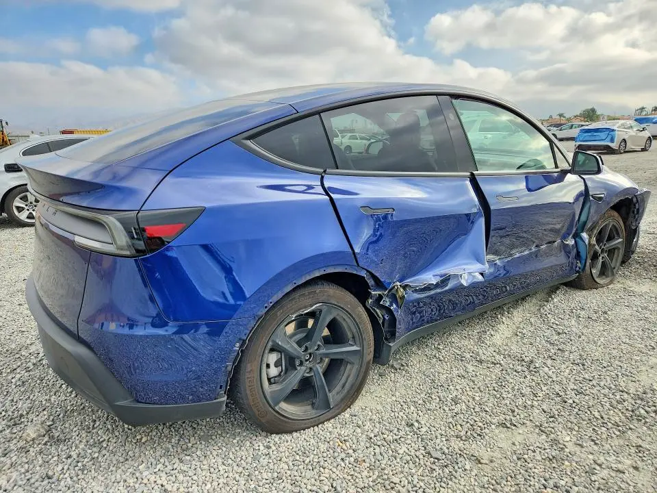 2026 TESLA MODEL Y   