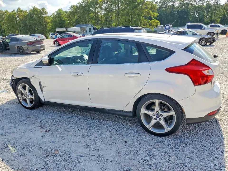 2014 FORD FOCUS TITANIUM  