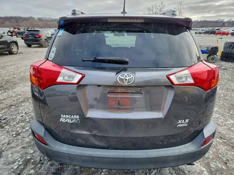 2015 TOYOTA RAV4 XLE  