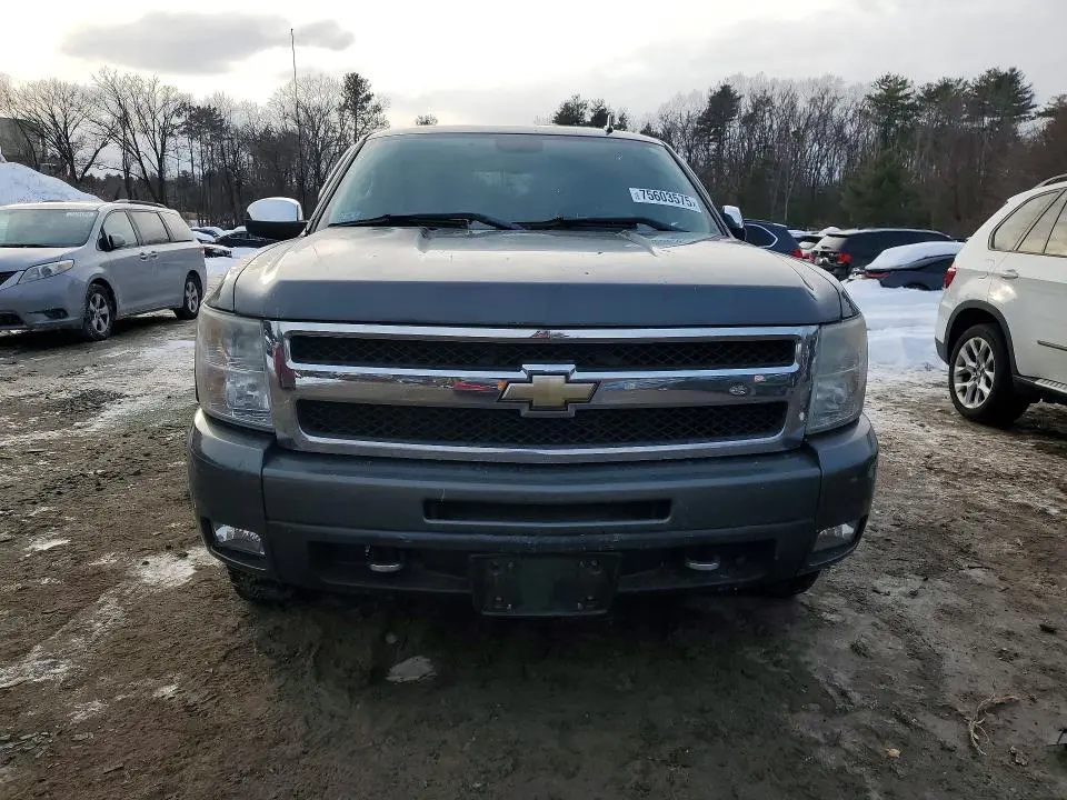 2011 CHEVROLET SILVERADO K1500 LTZ  