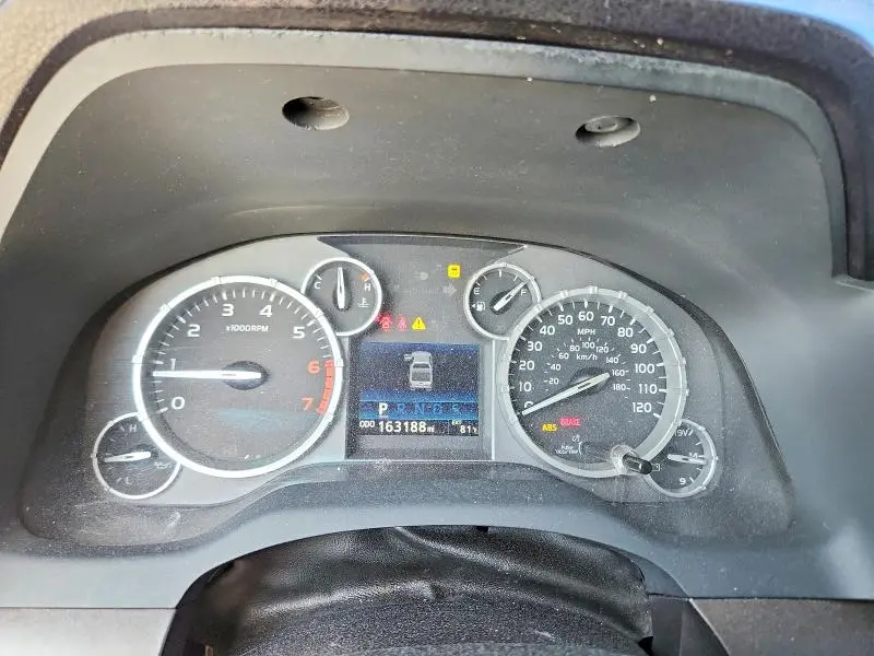 2016 TOYOTA TUNDRA CREWMAX SR5  