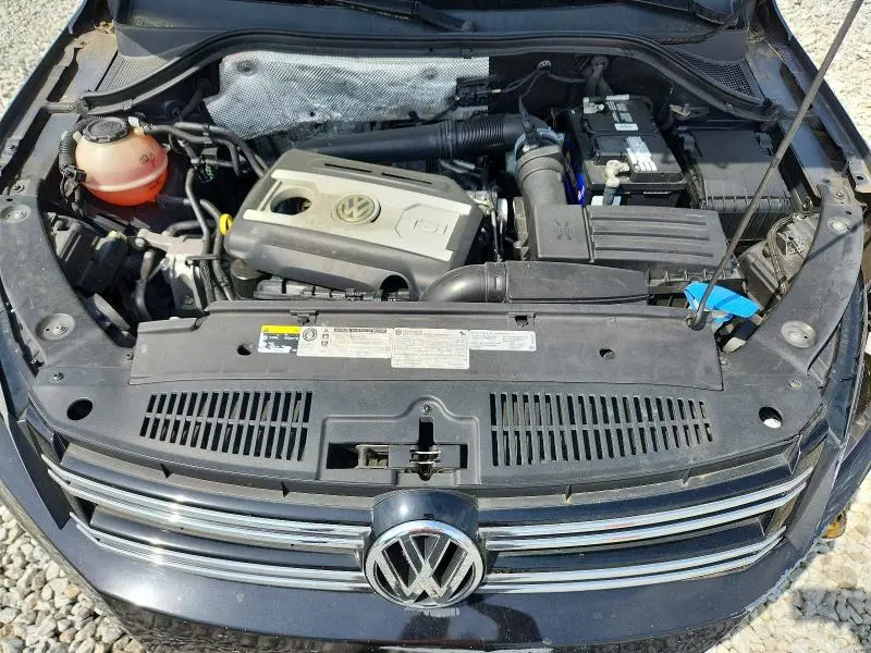 2014 VOLKSWAGEN TIGUAN S  