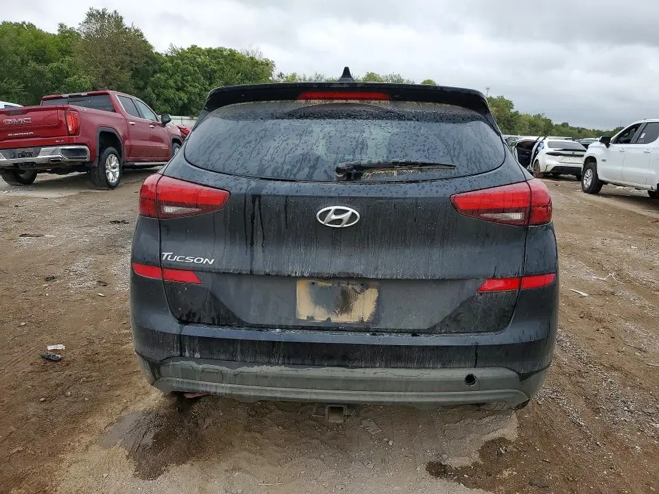 2020 HYUNDAI TUCSON SE  
