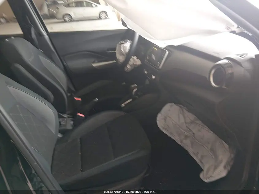 2020 NISSAN KICKS SV XTRONIC CVT