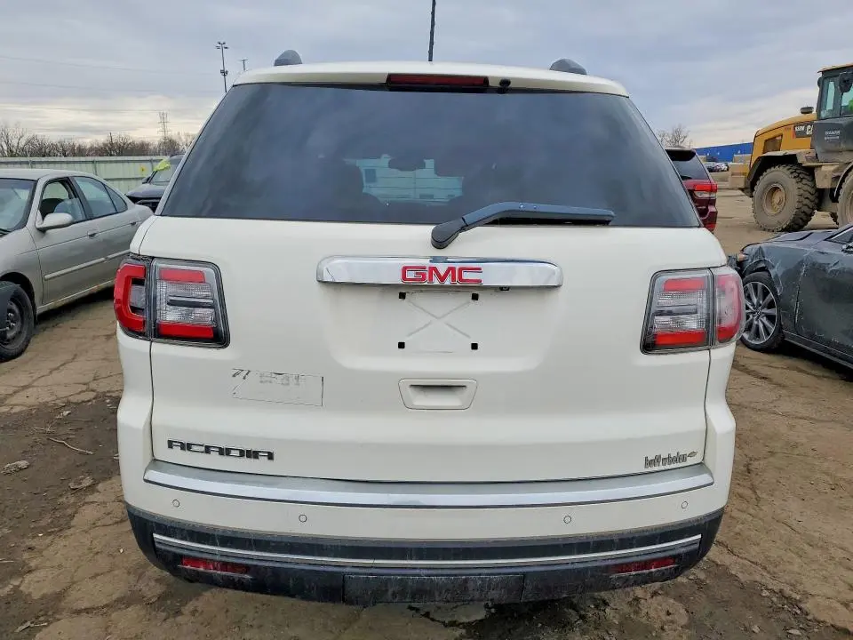 2013 GMC ACADIA SLT-1  