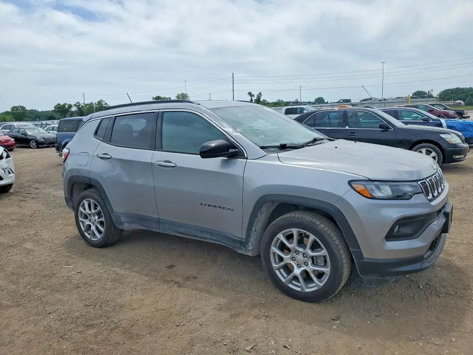 2023 JEEP COMPASS LATITUDE LUX  