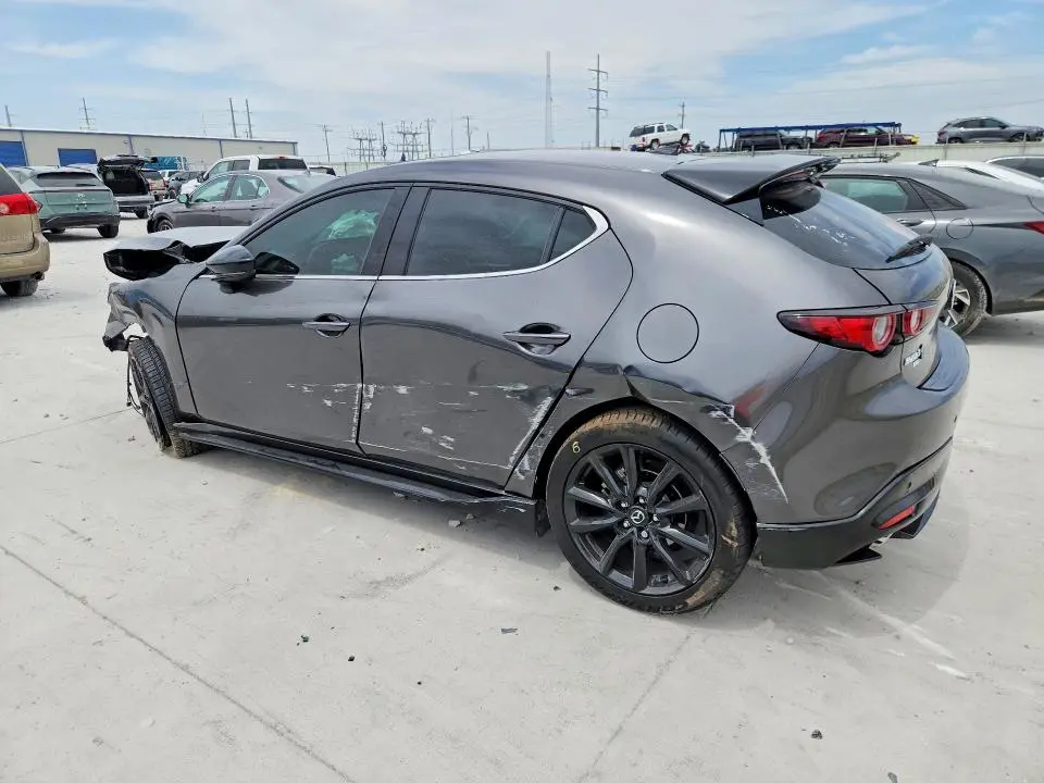 2025 MAZDA 3 PREMIUM PLUS  