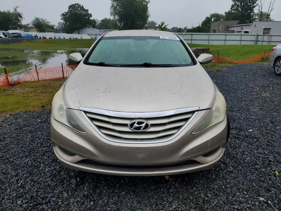 2011 HYUNDAI SONATA GLS  