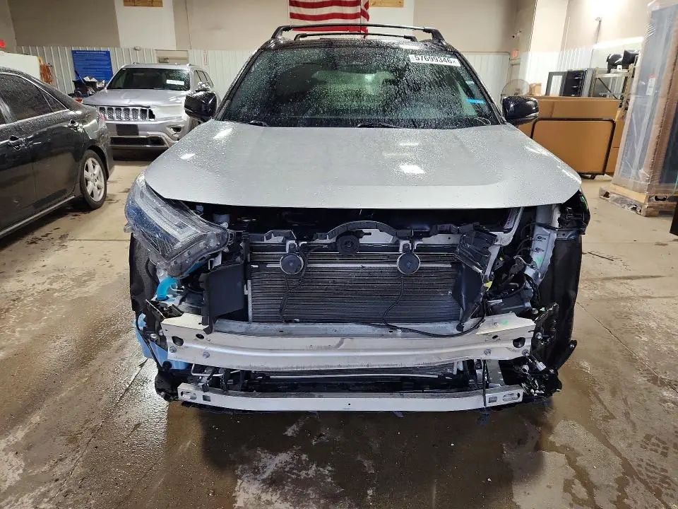 2022 TOYOTA RAV4 XSE  