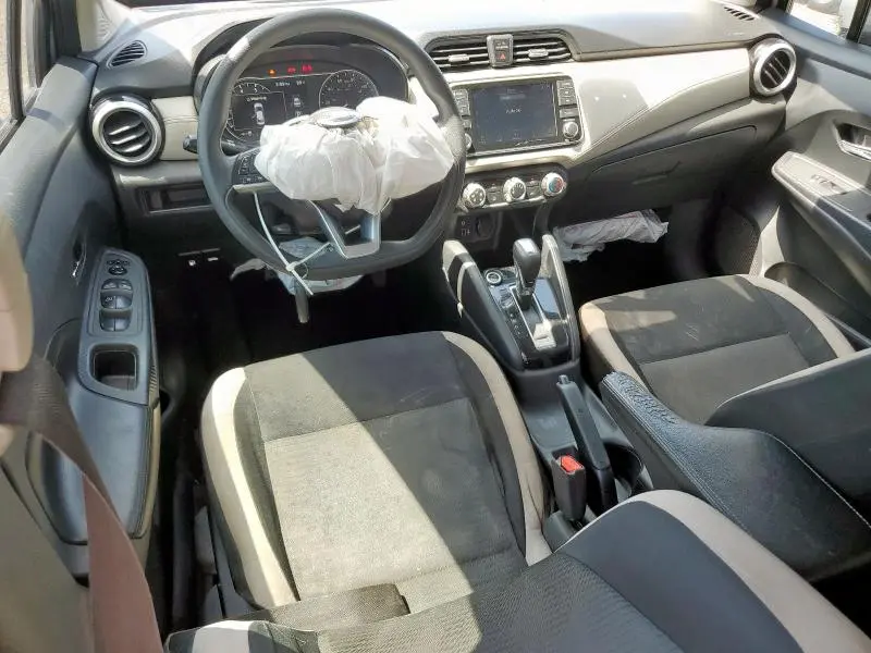 2020 NISSAN VERSA SV  