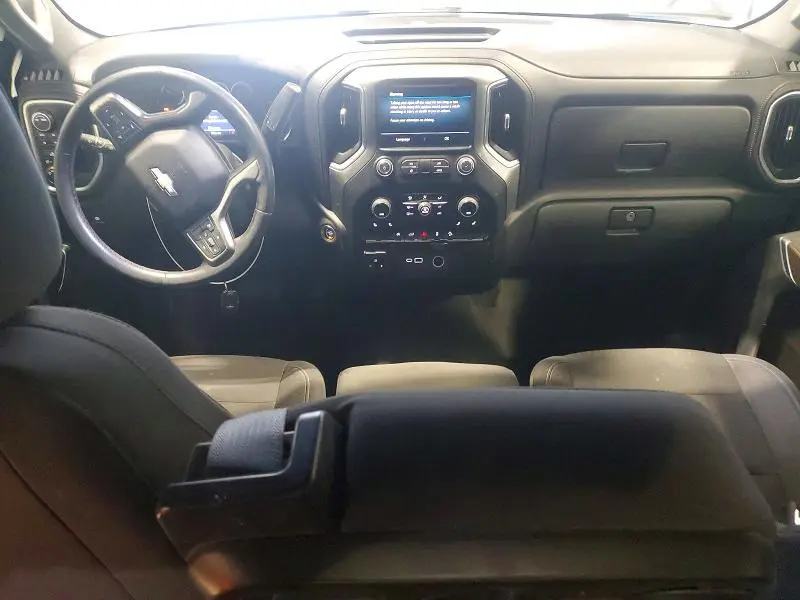 2021 CHEVROLET SILVERADO K1500 LT  