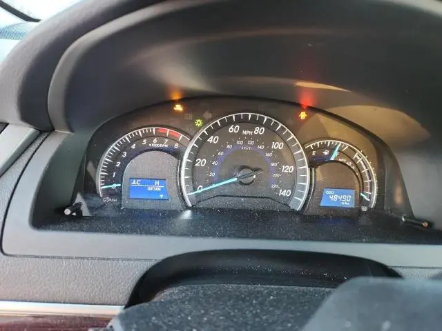 2014 TOYOTA CAMRY SE  