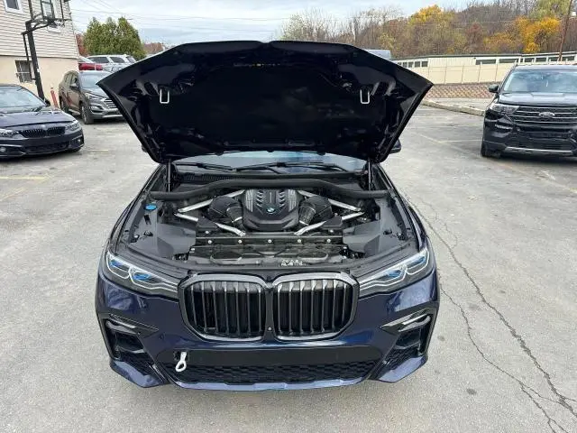 2020 BMW X7 M50I  