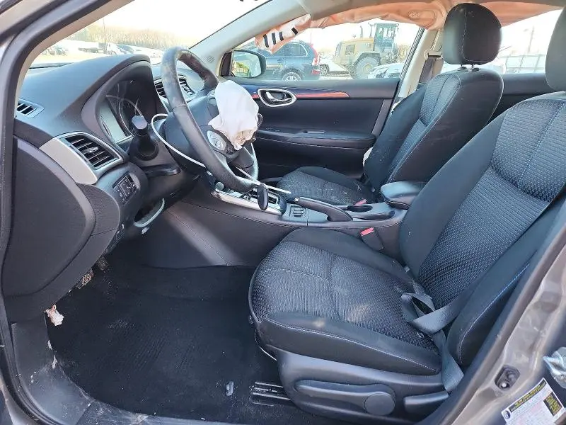 2019 NISSAN SENTRA SR  