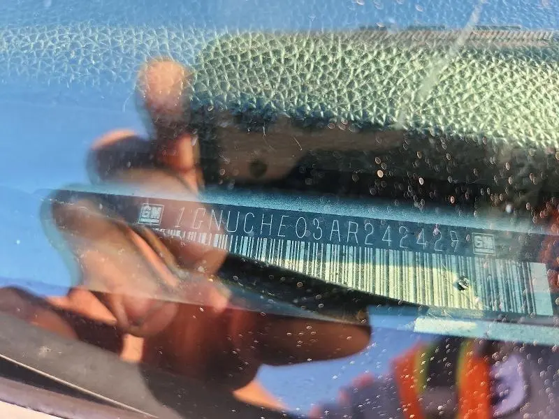 2010 CHEVROLET SUBURBAN C1500 LS  