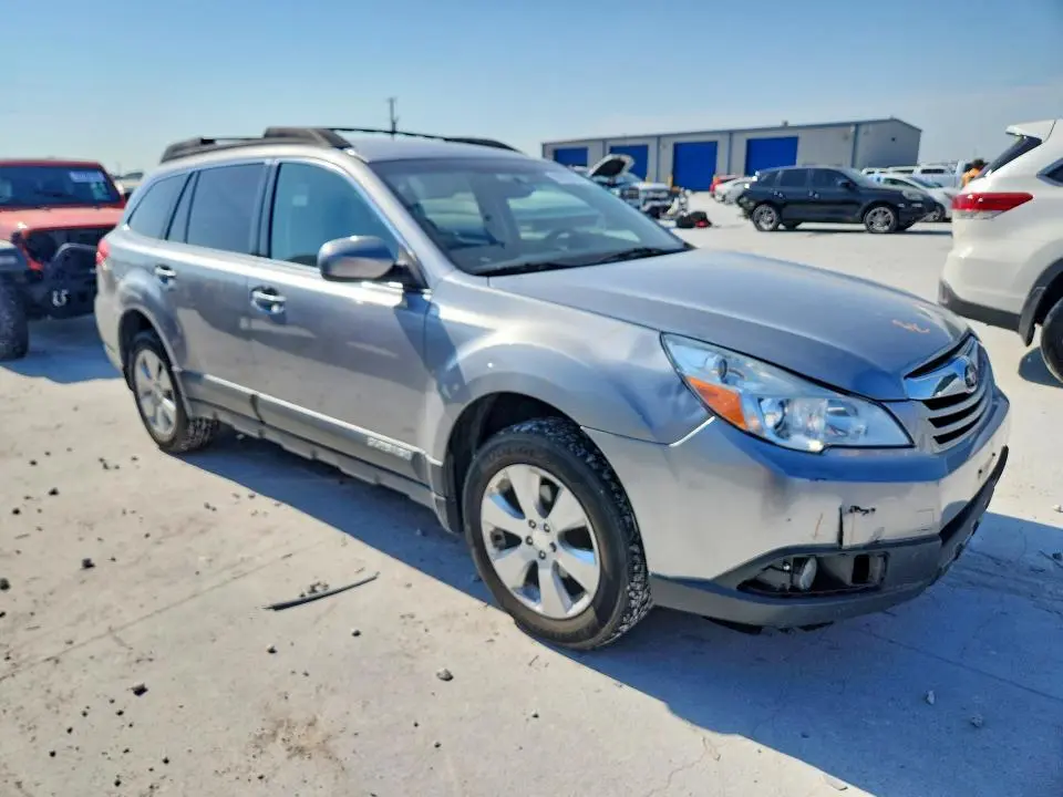 2011 SUBARU OUTBACK 2.5I PREMIUM  