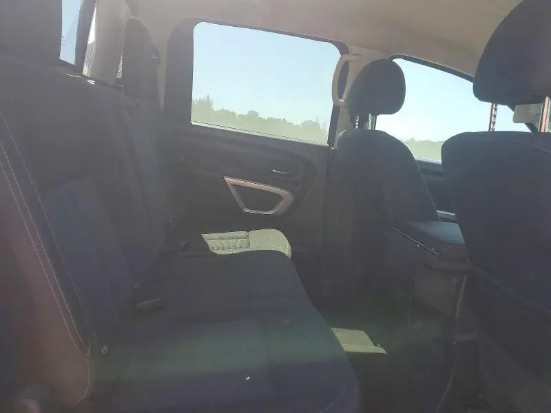2017 NISSAN TITAN S  