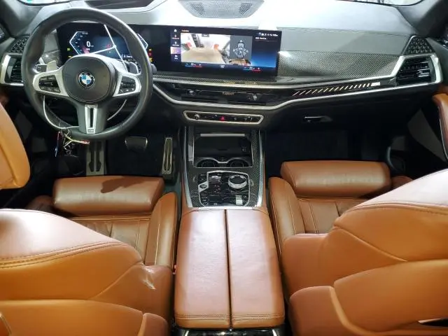 2023 BMW X7 M60I  
